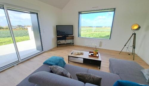 Three-Bedroom Holiday Home 