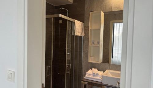 Twin Room with View
