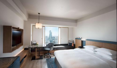 Deluxe Room Queen