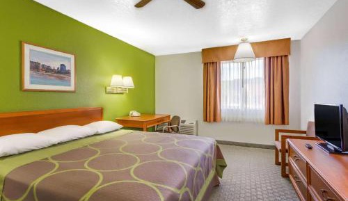 King Room - Non-Smoking