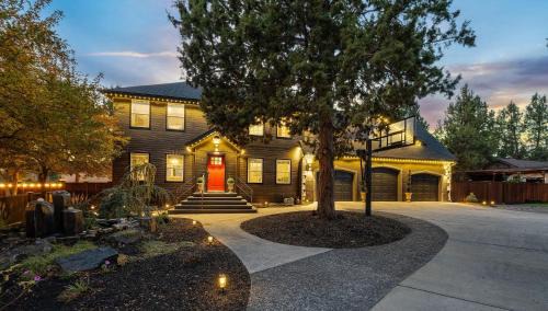 Four-Bedroom Vacation Home