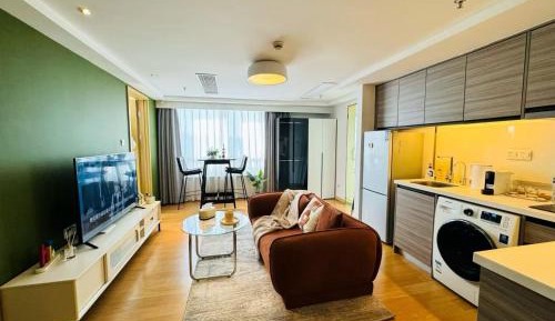 Deluxe King Suite