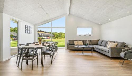 Four-Bedroom Vacation Home