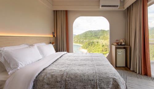 Queen Room with Sea View