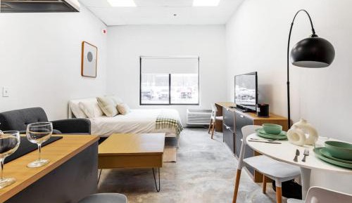 Studio Apartment