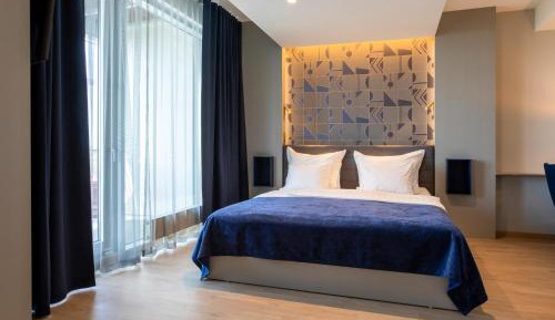 Suite with Spa Access