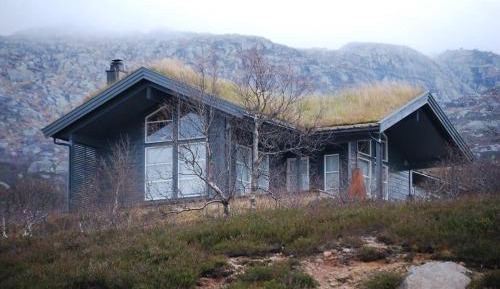 Three-Bedroom Holiday Home 