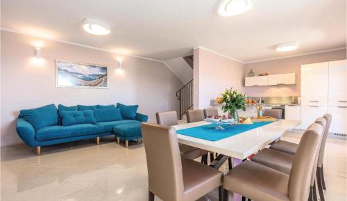 Five-Bedroom Holiday Home