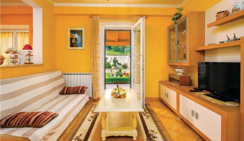 Four-Bedroom Holiday Home