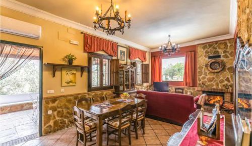 Four-Bedroom Holiday Home