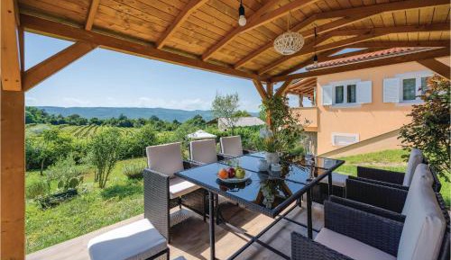 Three-Bedroom Holiday Home 