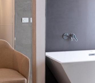 Deluxe Double Room with Bath