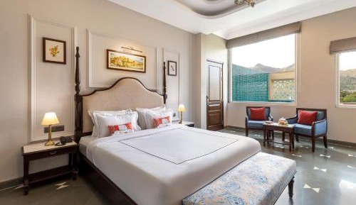 Double Room with Pool View