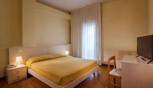 Double or Twin Room with Garden View