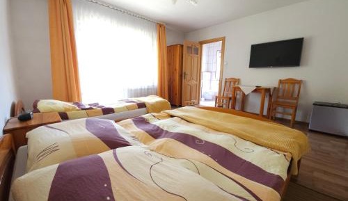 Classic Triple Room