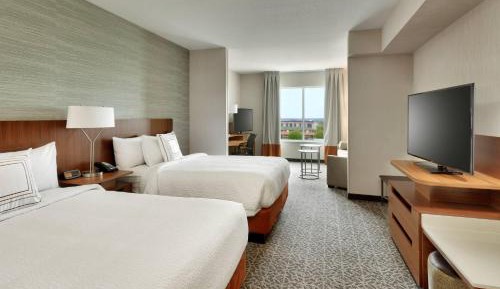 Junior Suite with Two Queen Beds and Sofa Bed - Hearing Accessible