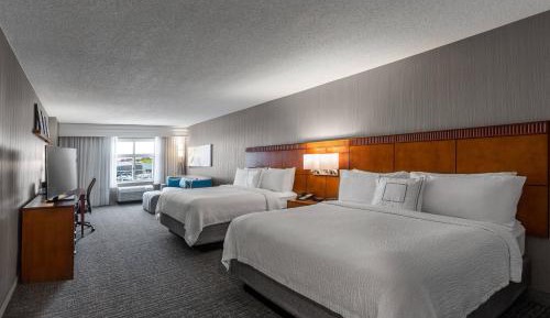 Queen Room with Two Queen Beds