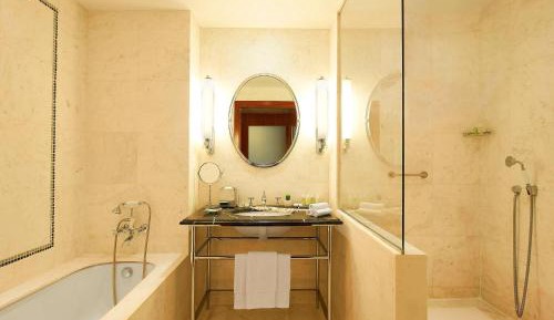 Executive King Suite