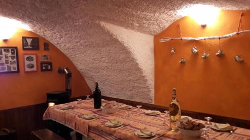 Triple Room with Balcony and Shared Bathroom