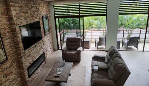 Deluxe Bungalow