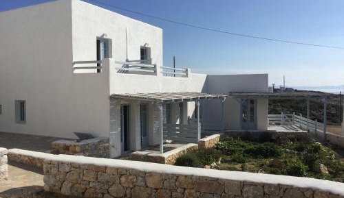 One-Bedroom Apartment with Sea View