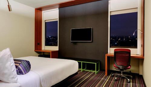 ALOFT, Guest room, 1 King, City view
