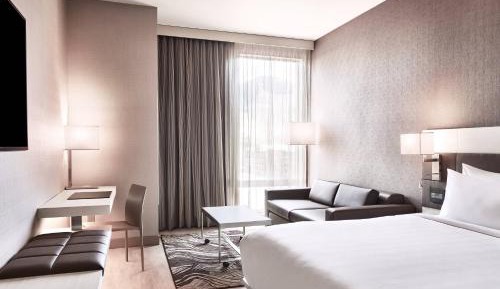 King Room - Hearing Accessible