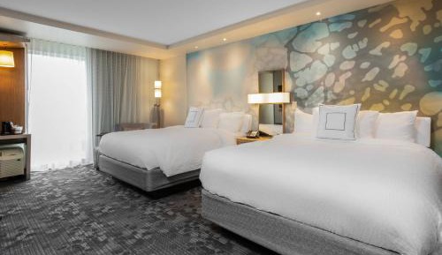 Double Queen Room