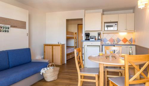 Superior Studio with Sleeping Alcove and Balcony (4 People)