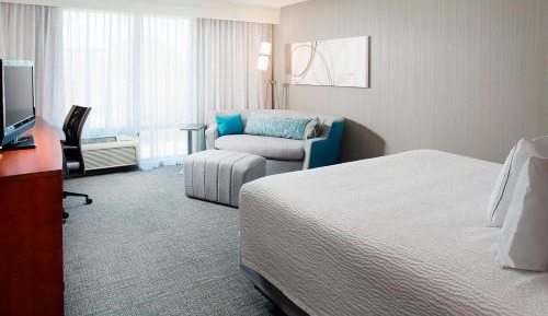 King Room with Sofa Bed