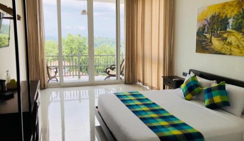 Double Room with Mountain View