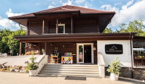 Double or Twin Room with Mountain View