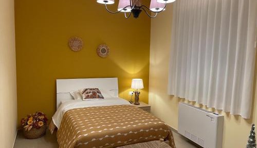 Single Room with Private Bathroom