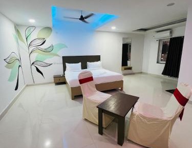 Deluxe Suite