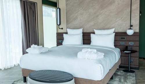 Executive Suite with One Double Bed