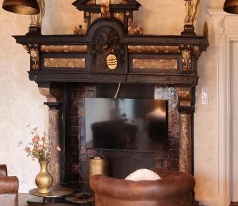 Suite with Garden View