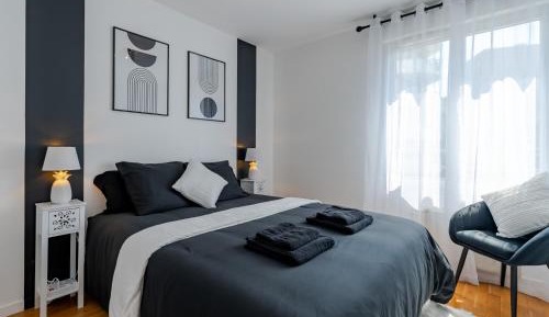 Three-Bedroom Apartment - High Floor