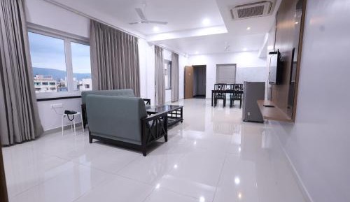 Apartment with Mountain View