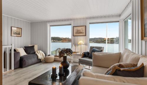 Three-Bedroom Vacation Home 