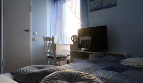 Small Single Room