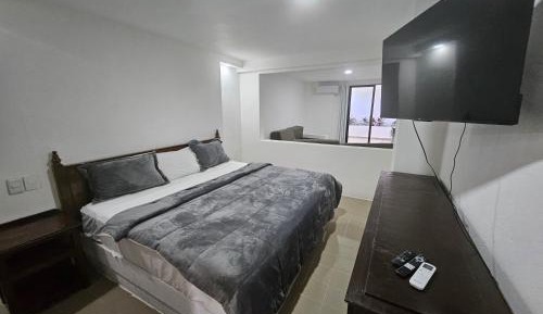 Classic One-Bedroom Apartment with King Bed