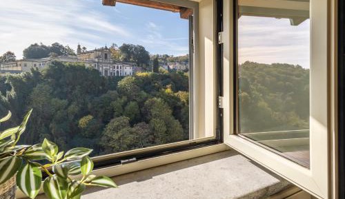 Twin Room with View