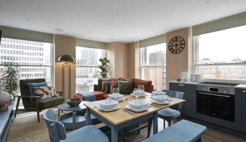 Deluxe Apartment