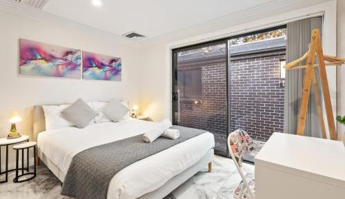 Double Room with Shared Bathroom