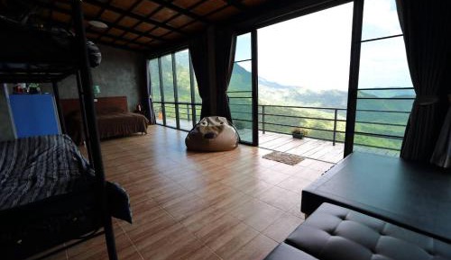 Quadruple Room with Mountain View