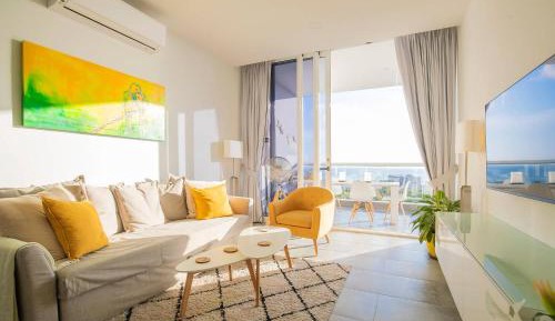 Apartment with Sea View