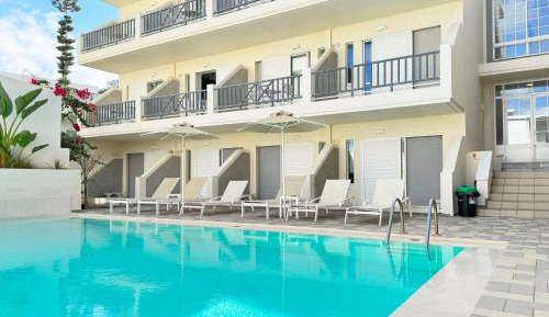 Studio with Pool View