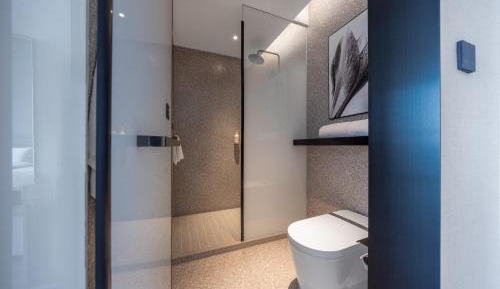 Superior Twin Room with City View