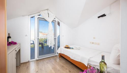 Single Room with Balcony