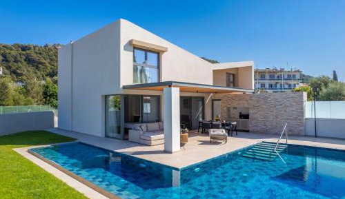 Villa with Private Pool